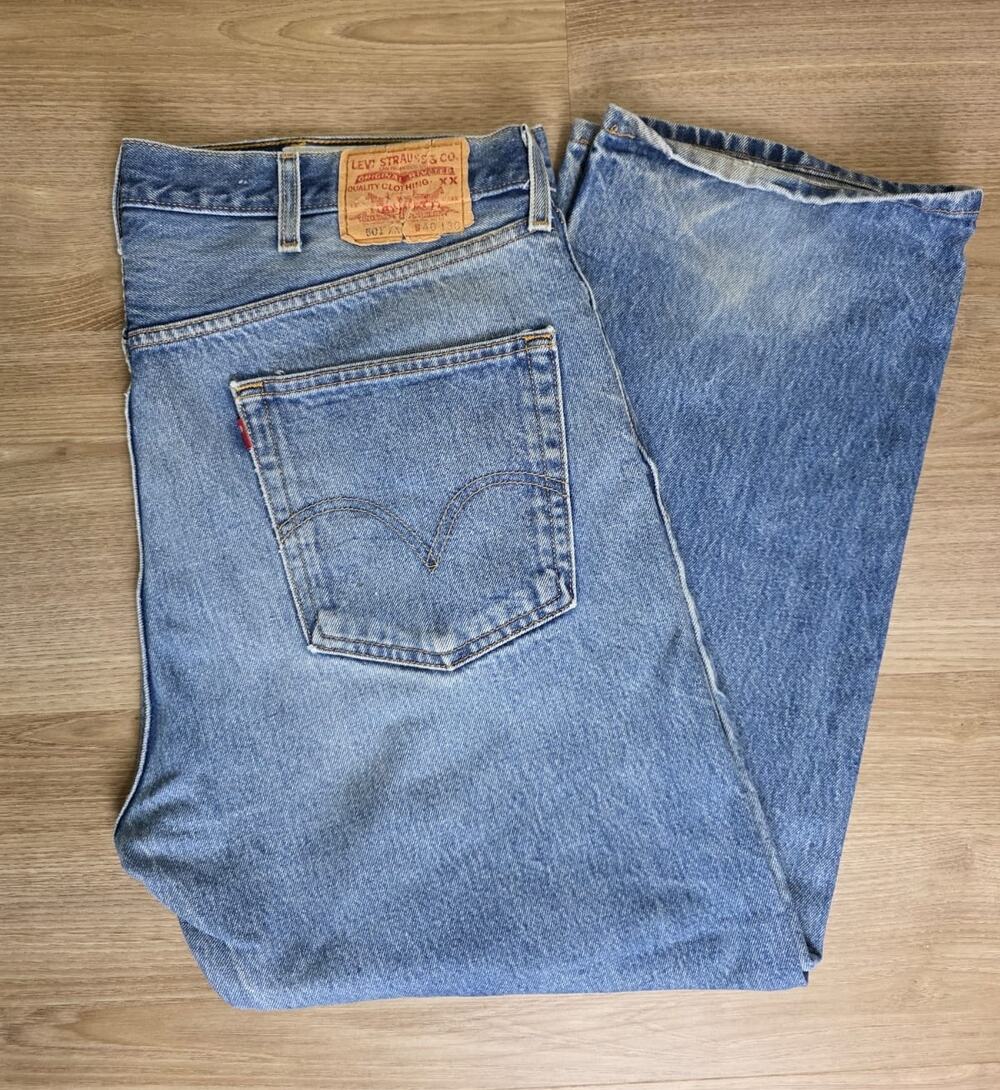 Levi's 501 XX Jeans Men's 40x30 Button Fly Straight Blue Distressed Denim USA